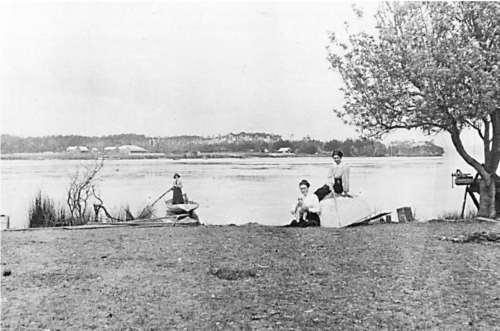 1910ish The Entrance North-min