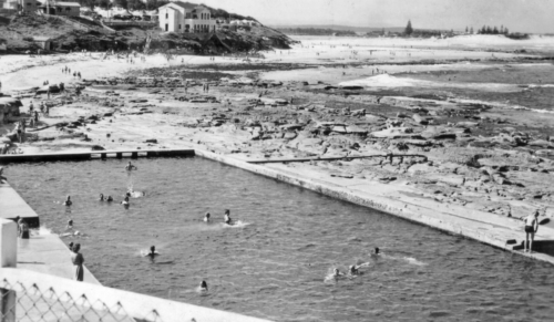 1934 The Entrance Ocean Baths-min