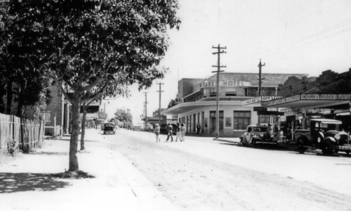 1941 The Lakes Hotel-min