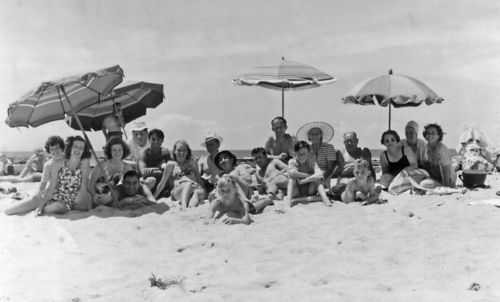 1950ish Relaxing On The Beach-min